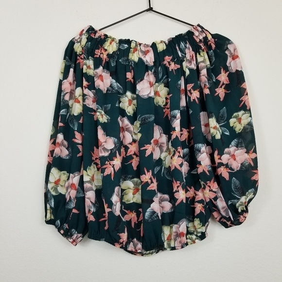 Philosophy | Anthropologie Green Floral Off Shoulder Blouse - Picture 4 of 7